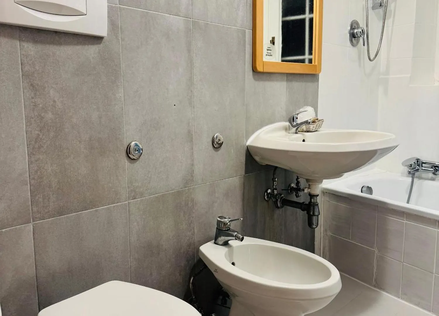 Room In Guest Room - Hotel Walter - Great Stay Venecia 0*,  Italia